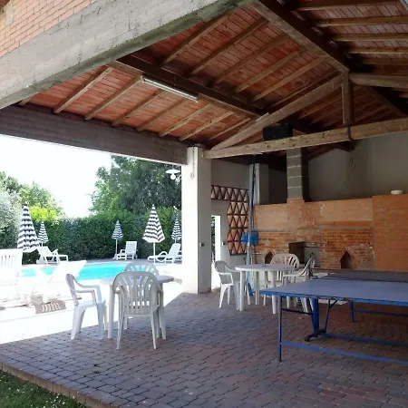Pinzale Alloggio per agriturismo Latignano