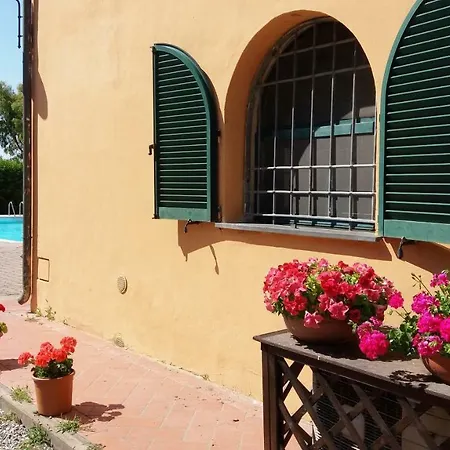 Pinzale Alloggio per agriturismo