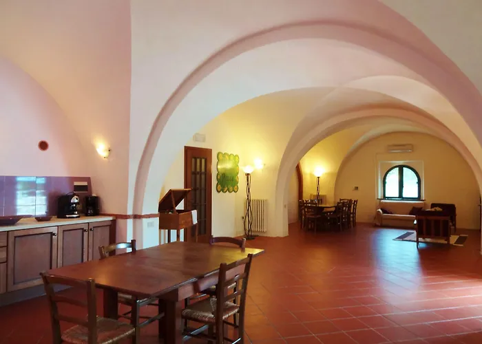 Pinzale Farm stay Latignano